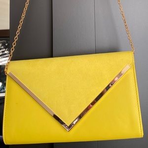 Yellow clutch
